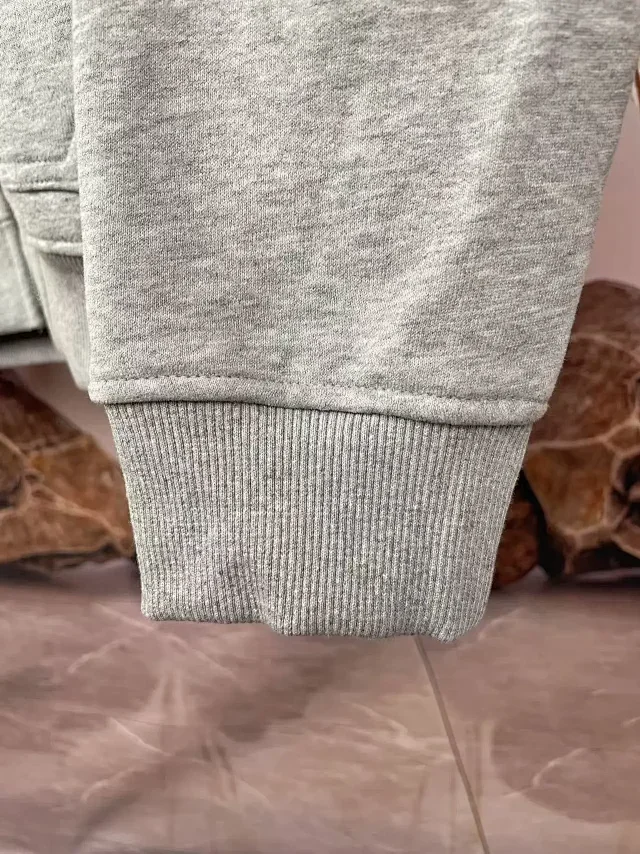 Burberry Hoodies & Sweatshirts Zip-Up Hooded Sweatshirt with Embroidered Equestrian Knight Logo product detail image 18