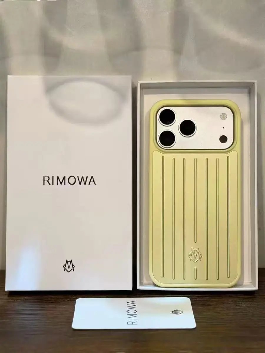 Butter yellow