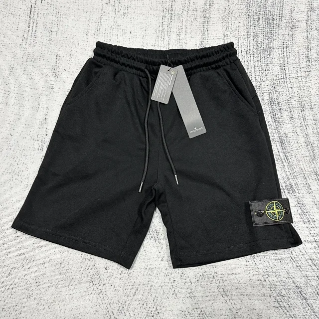 Stone Island Shorts Cargo product detail image 11