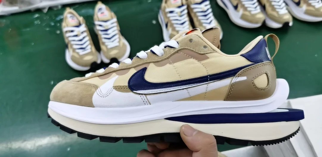 M version sacai wheat SKU image