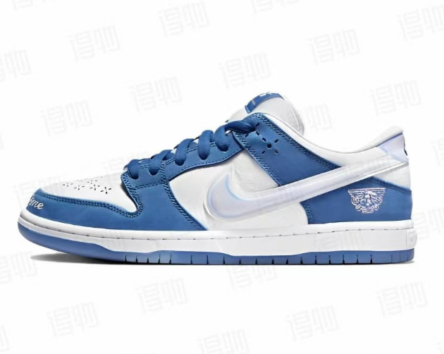 M-Size Dunk SB Triple Collaboration FN7819-400 SKU image