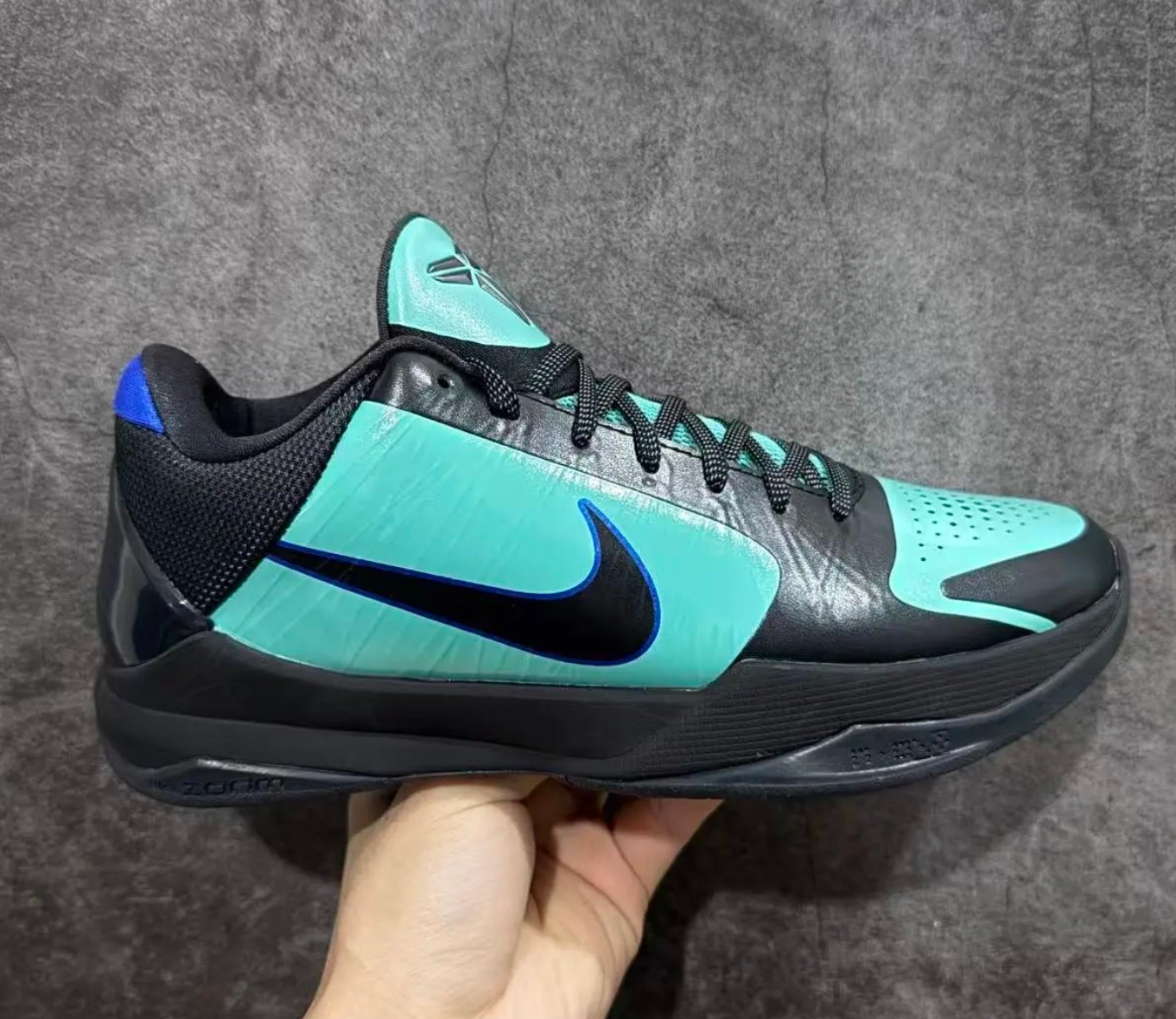STAR Kobe 5 Black and green IH 0274-300 SKU image