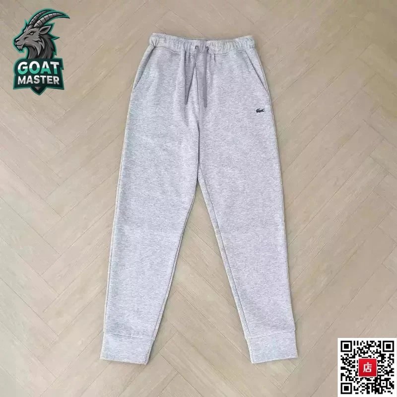 32 Light Gray 002