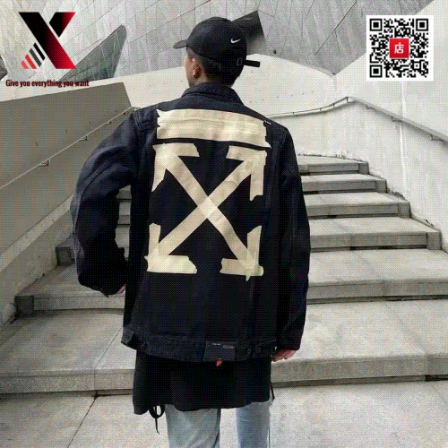 Off-White Arrow Jacket [40+ mo