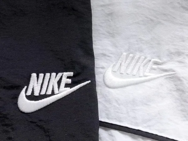 Nike Windrunner Hooded Windbreaker Navy and Black - 13