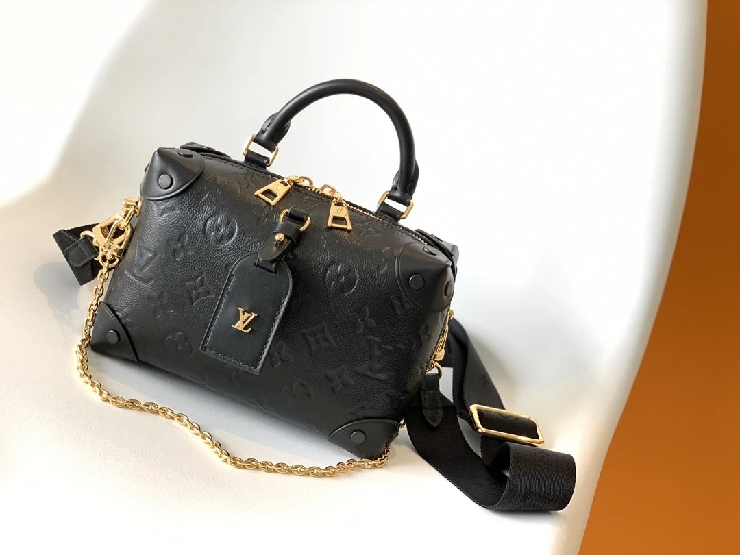 P680A(M45393-1)20x14x7.5cm