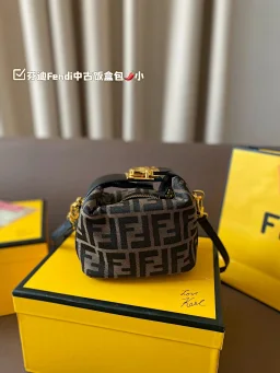 thumbnail for P200Y491513