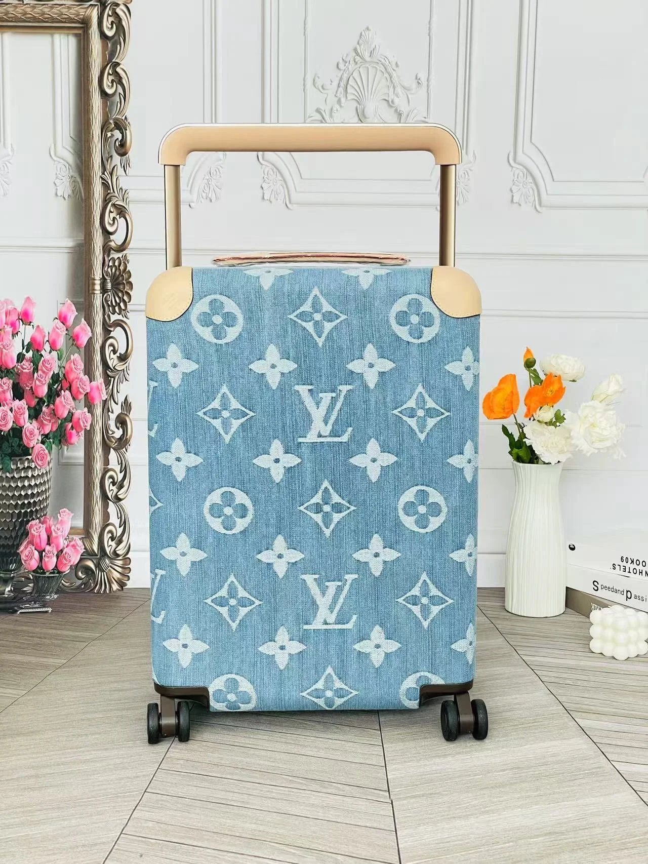Louis Vuitton Horizon 55 Rolling Suitcase