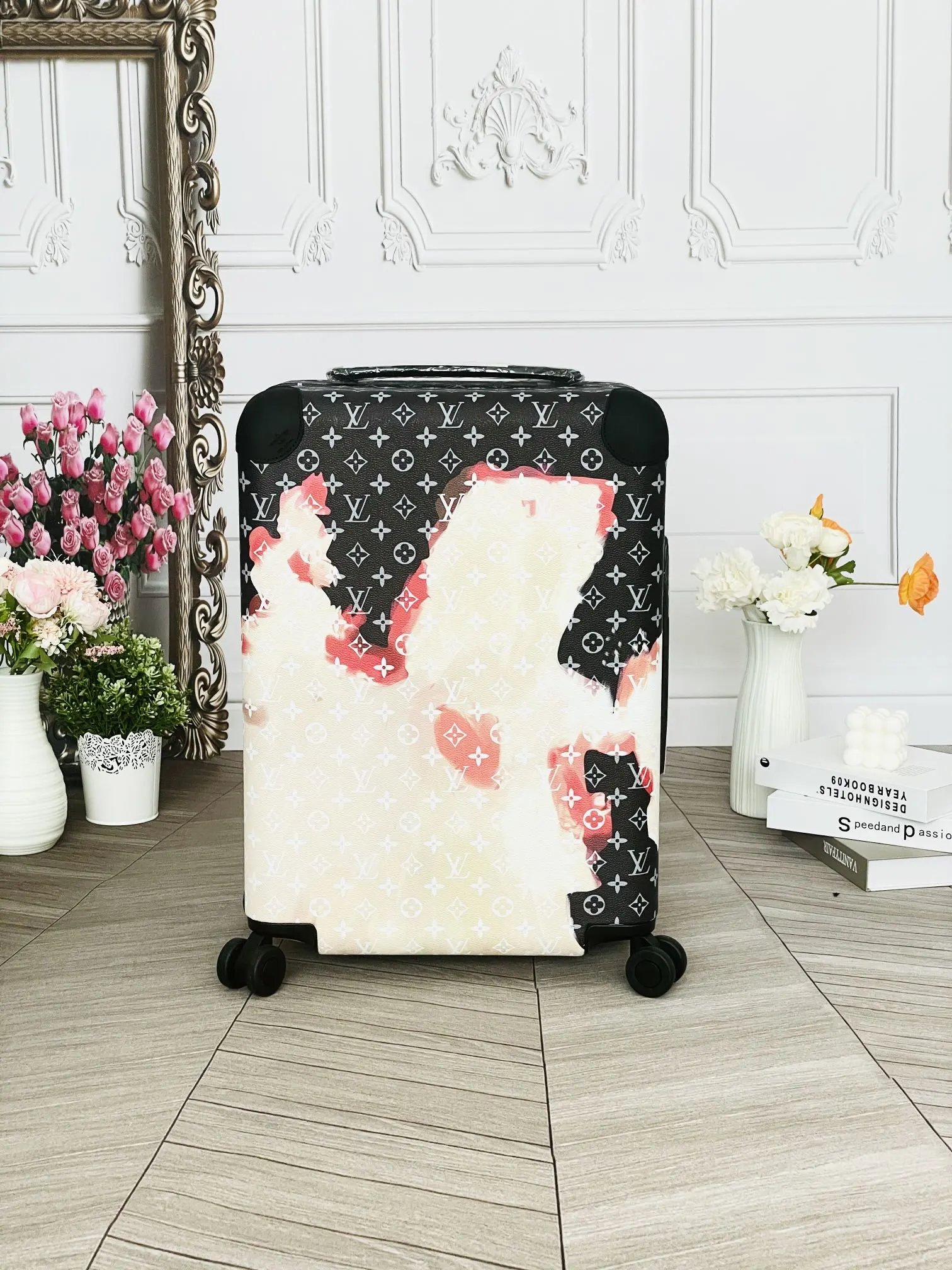 Monogram Spinner Suitcase P2000A 11-24 - 20 Inch - Bag Spreadsheet, Bag List - 141803