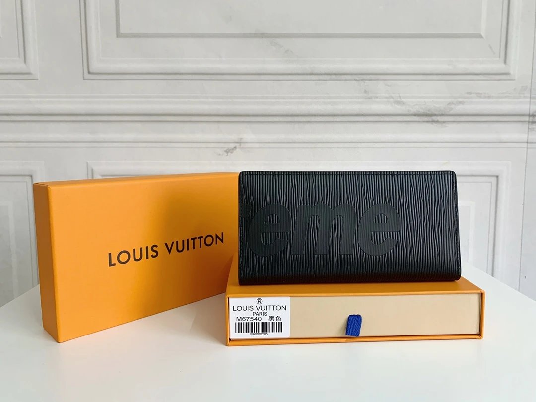 Louis Vuitton Supreme x Louis Vuitton Monogram Eclipse Long Wallet Long Wallet