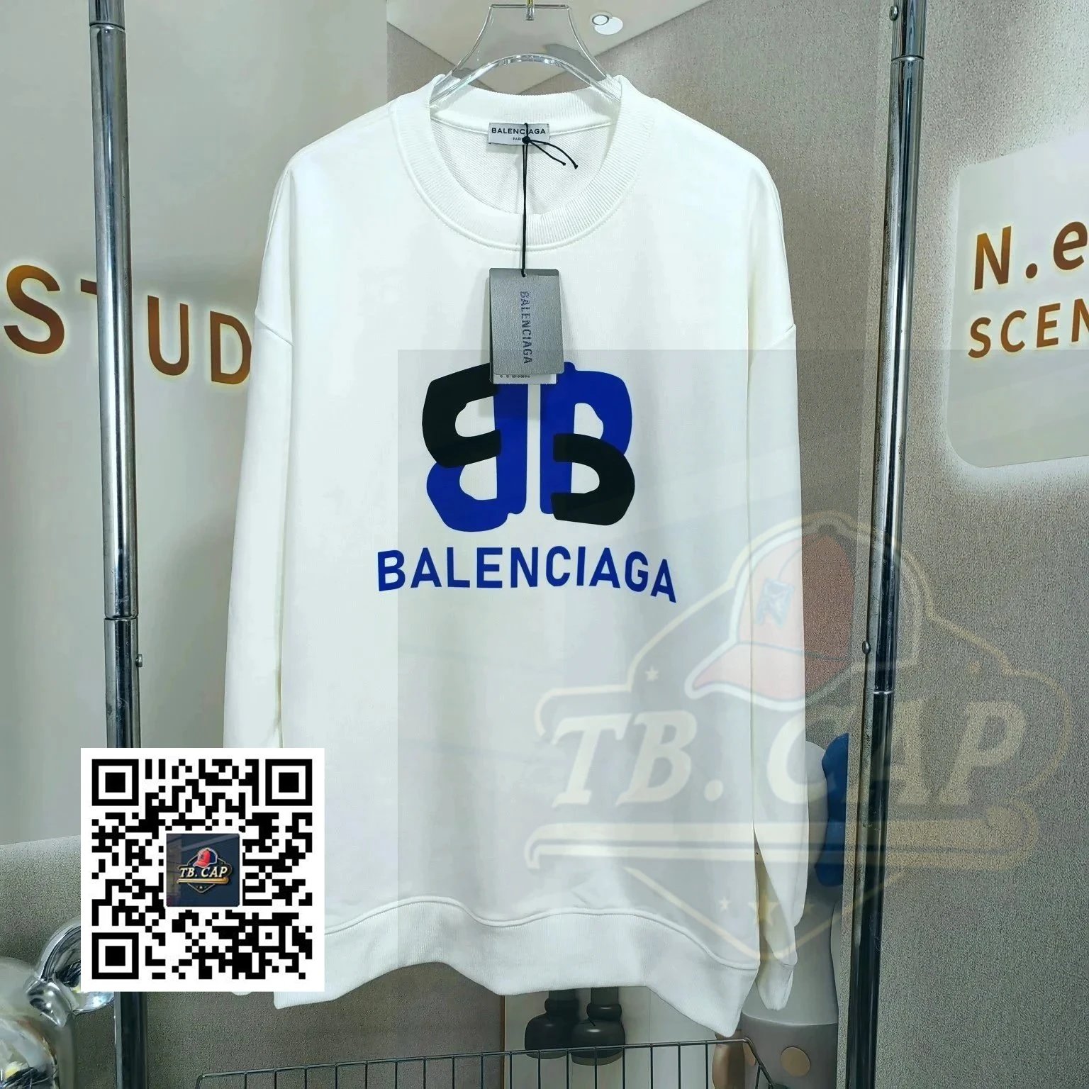 Product view 14