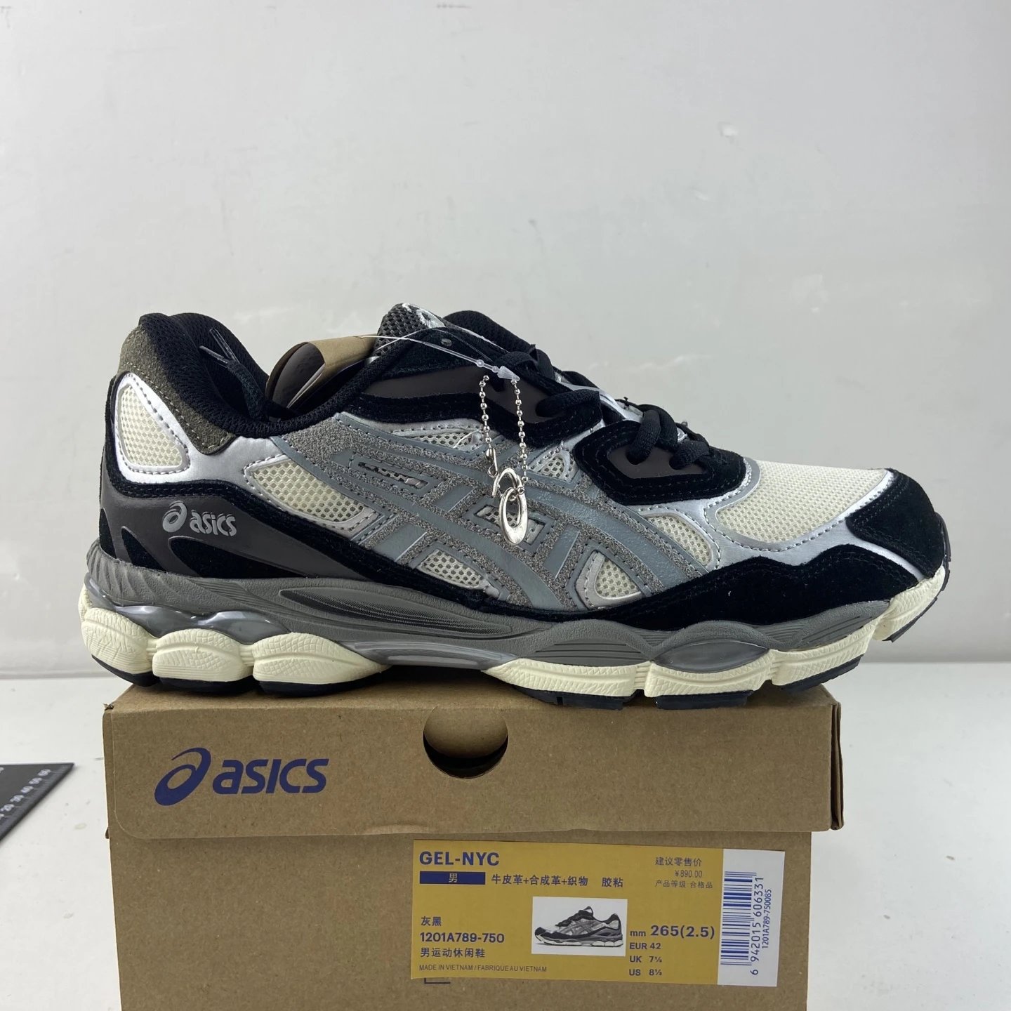 1201A789-750 gray black