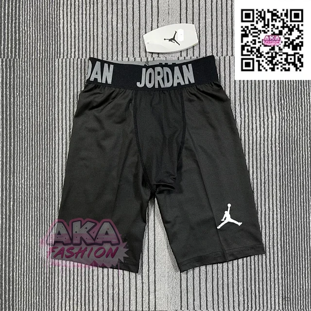 Nike Pro basketball shorts and tights product detail image 8
