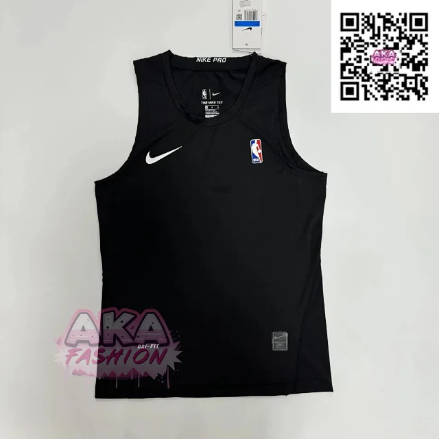 Nike Pro basketball shorts and tights product detail image 11