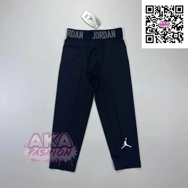 Nike Pro basketball shorts and tights product detail image 6