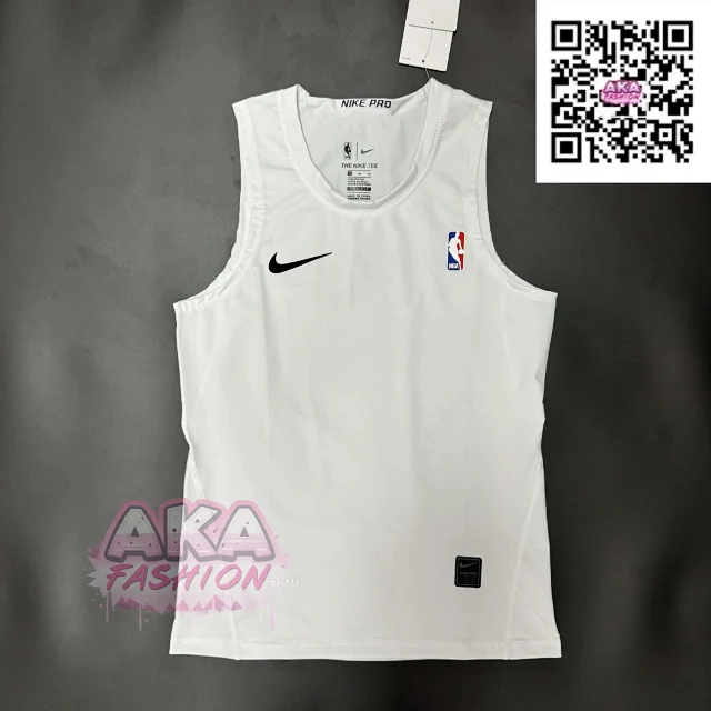 Nike Pro basketball shorts and tights product detail image 10