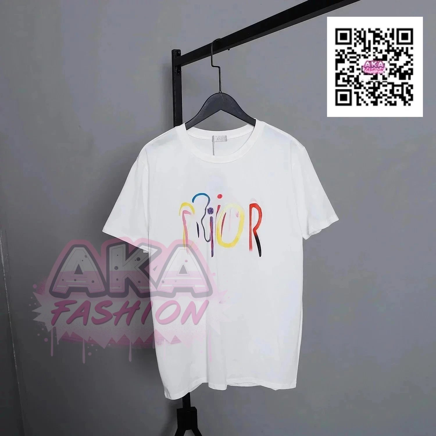 25 White