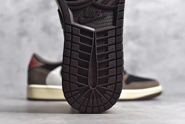 Air Jordan Nike x Travis Scott Air Jordan 1 Low OG 'Olive' Sneakers Basketball Shoes product detail 16 in Litbuy spreadsheet finds