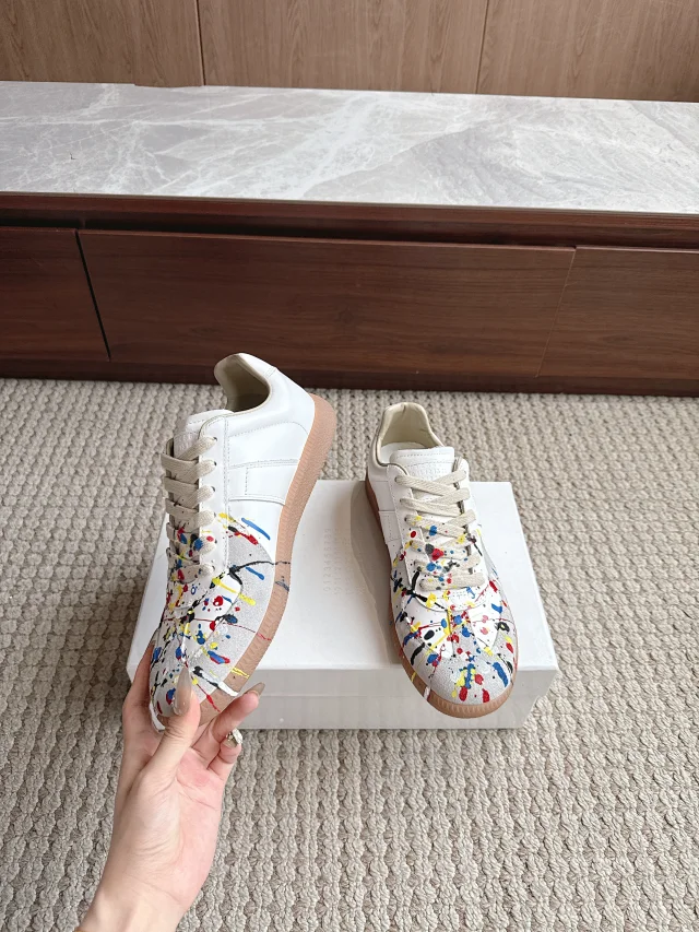 MM6 Maison Margiela Sneakers German Training product detail image 28