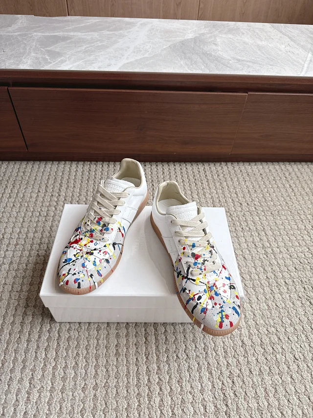 MM6 Maison Margiela Sneakers German Training product detail image 27