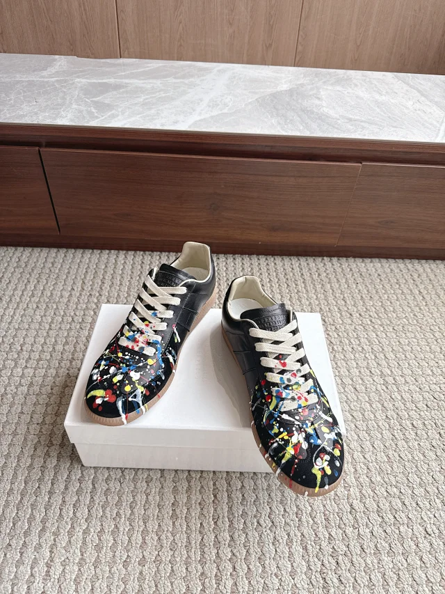MM6 Maison Margiela Sneakers German Training product detail image 36