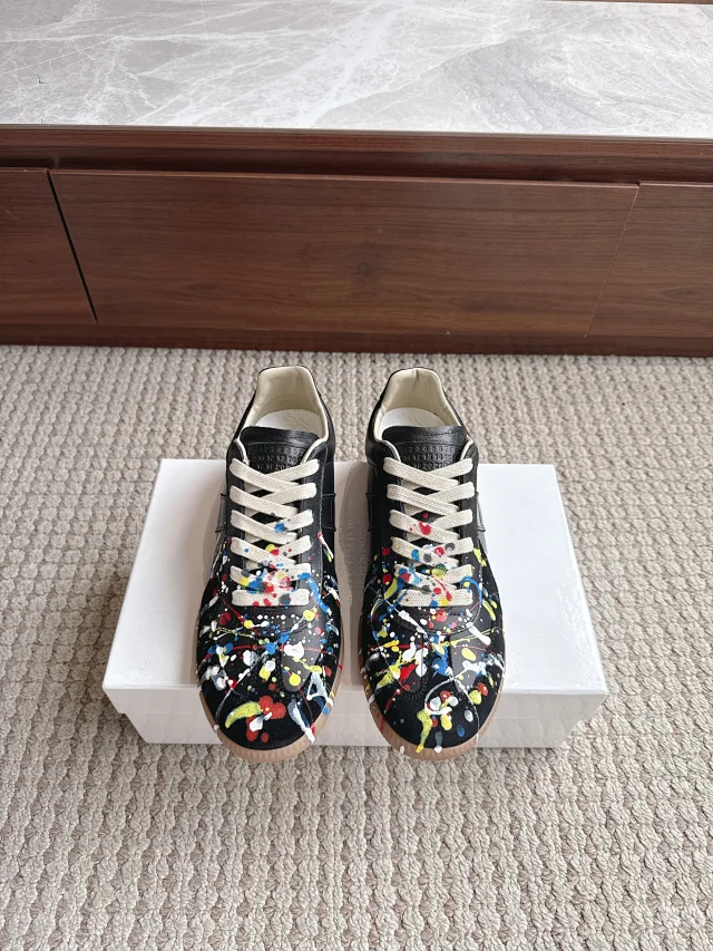 MM6 Maison Margiela Sneakers German Training product detail image 35