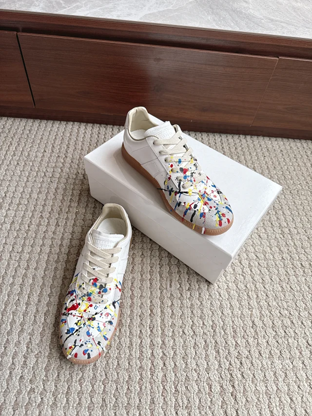 MM6 Maison Margiela Sneakers German Training product detail image 31
