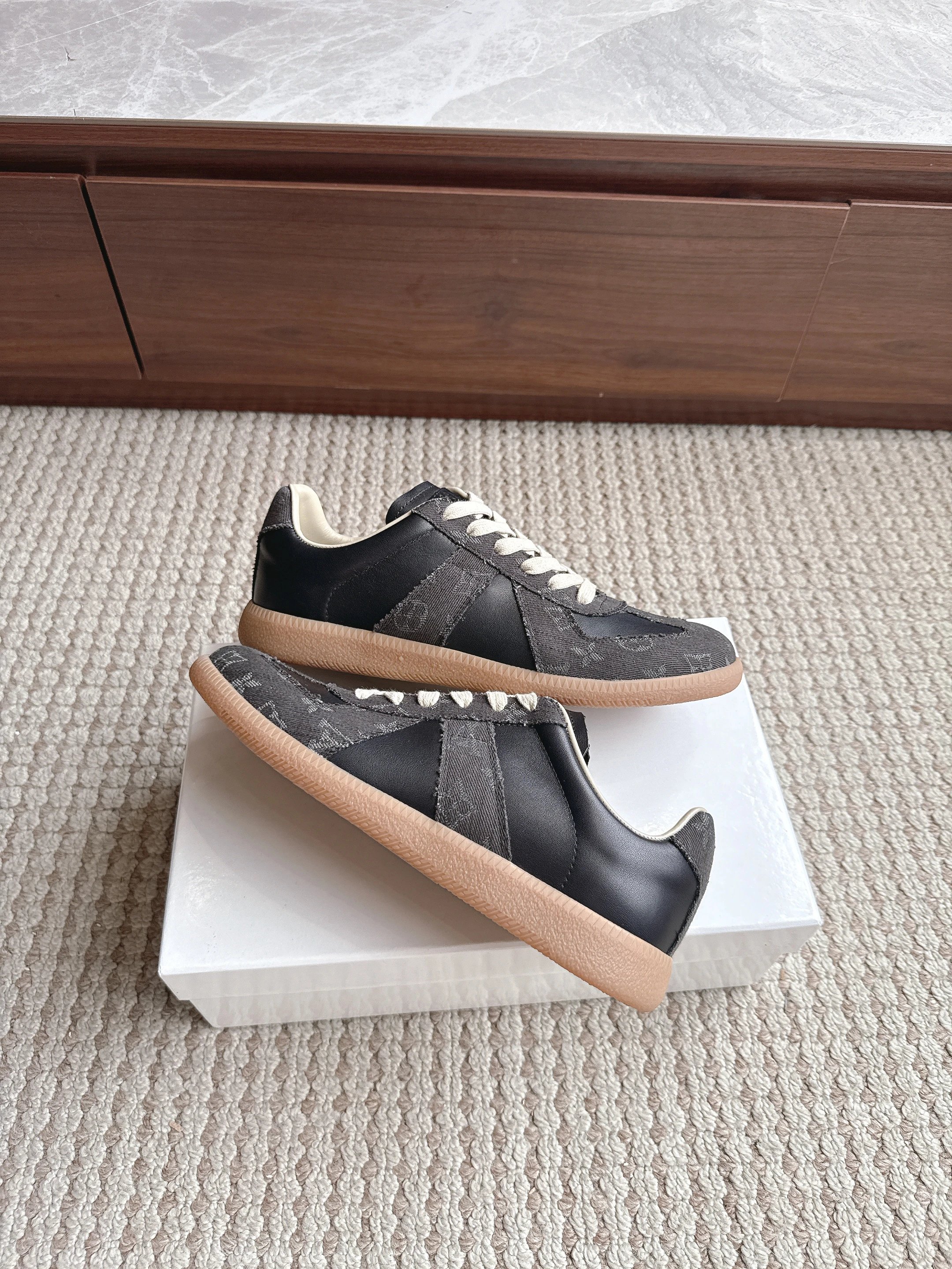 LV x MM6 02