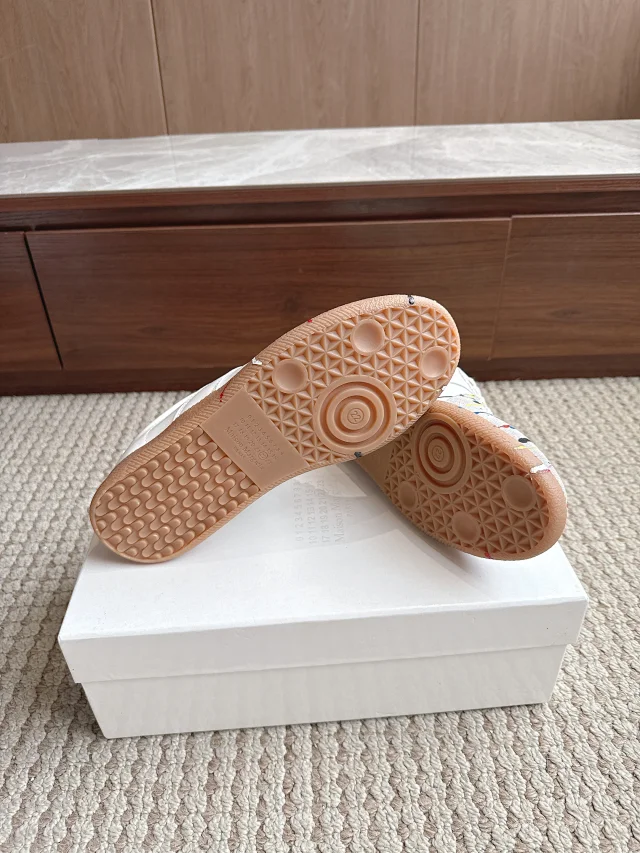 MM6 Maison Margiela Sneakers German Training product detail image 34