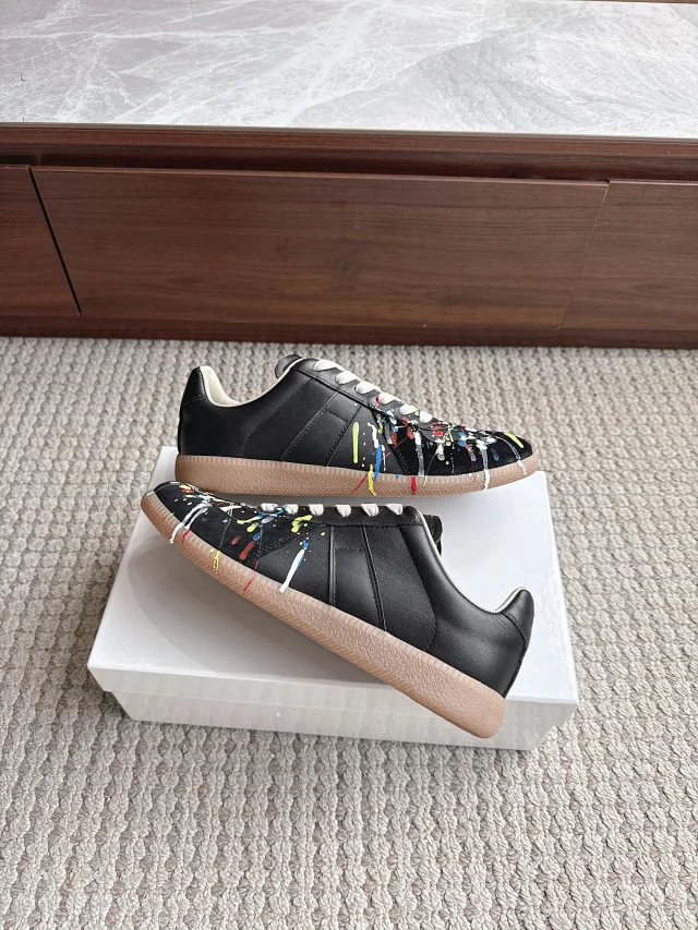 MM6 Maison Margiela Sneakers German Training product detail image 39