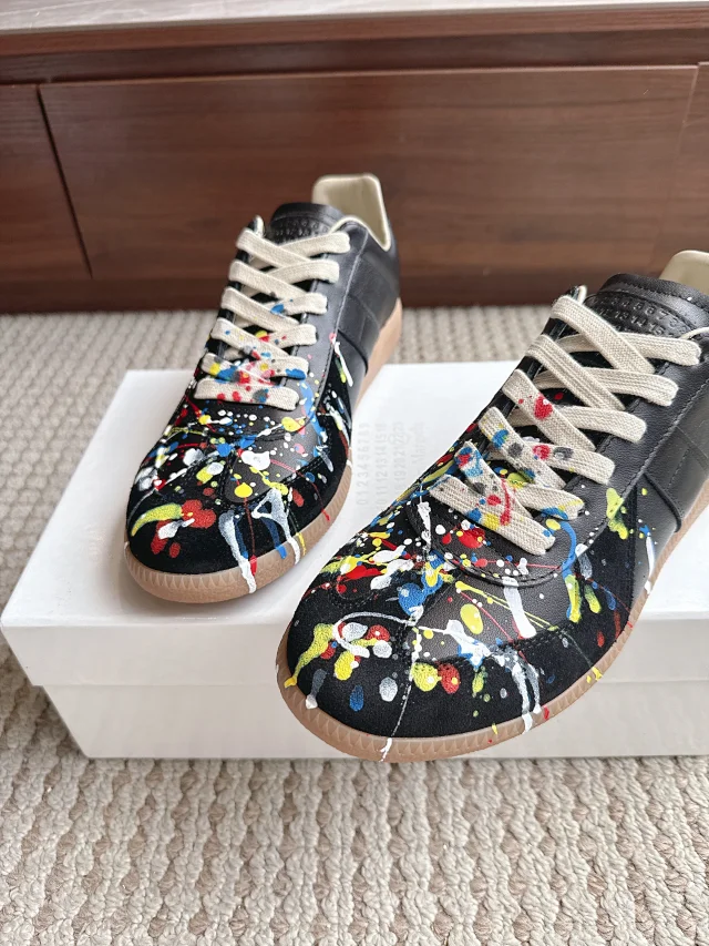 MM6 Maison Margiela Sneakers German Training product detail image 41