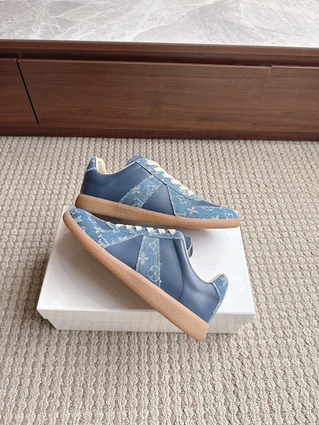 MM6 Maison Margiela Sneakers German Training product detail image 21