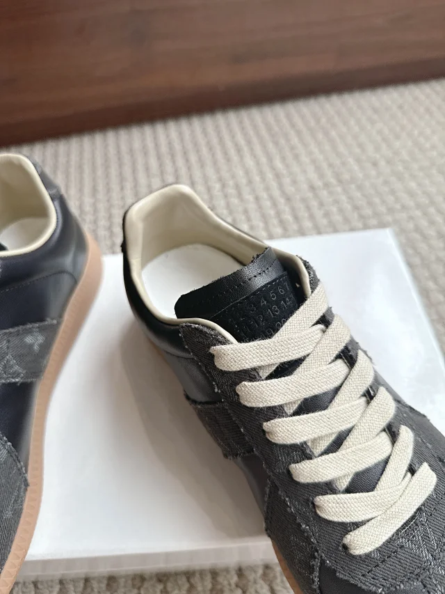 MM6 Maison Margiela Sneakers German Training product detail image 14