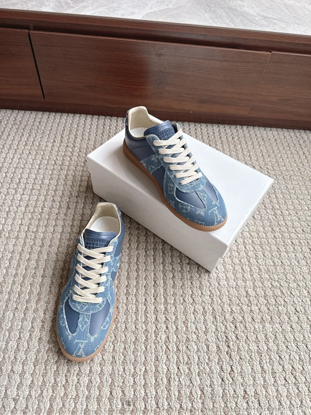 MM6 Maison Margiela Sneakers German Training product detail image 22