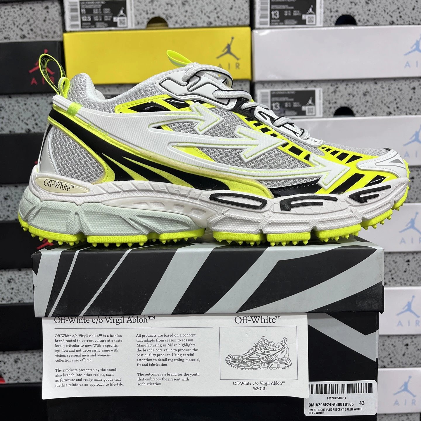White and Yellow 10165