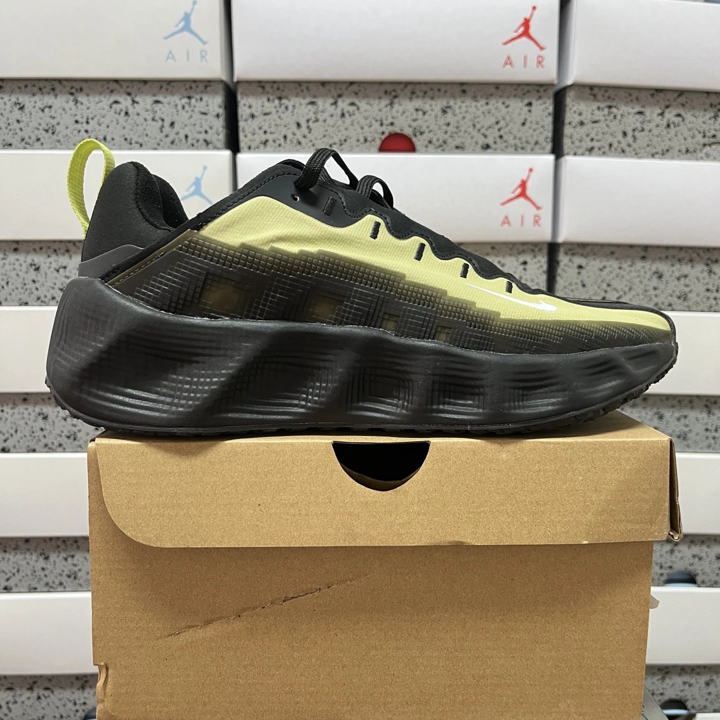 4215黑黄