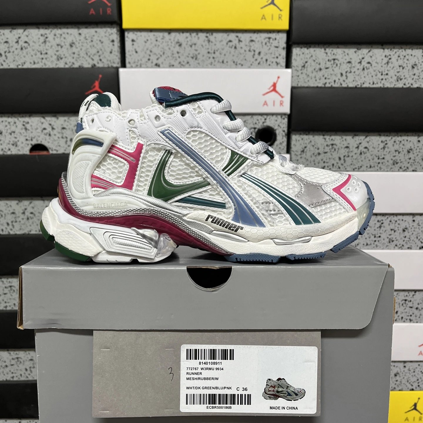 7.5 9934 Pink White Green