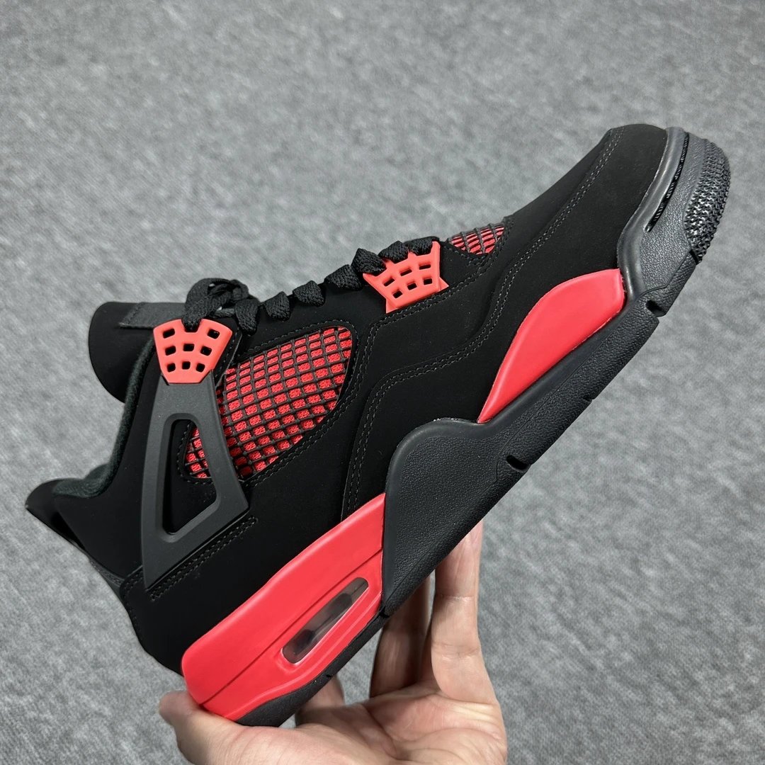 AJ4 Black and Red Thunder CT8527-016