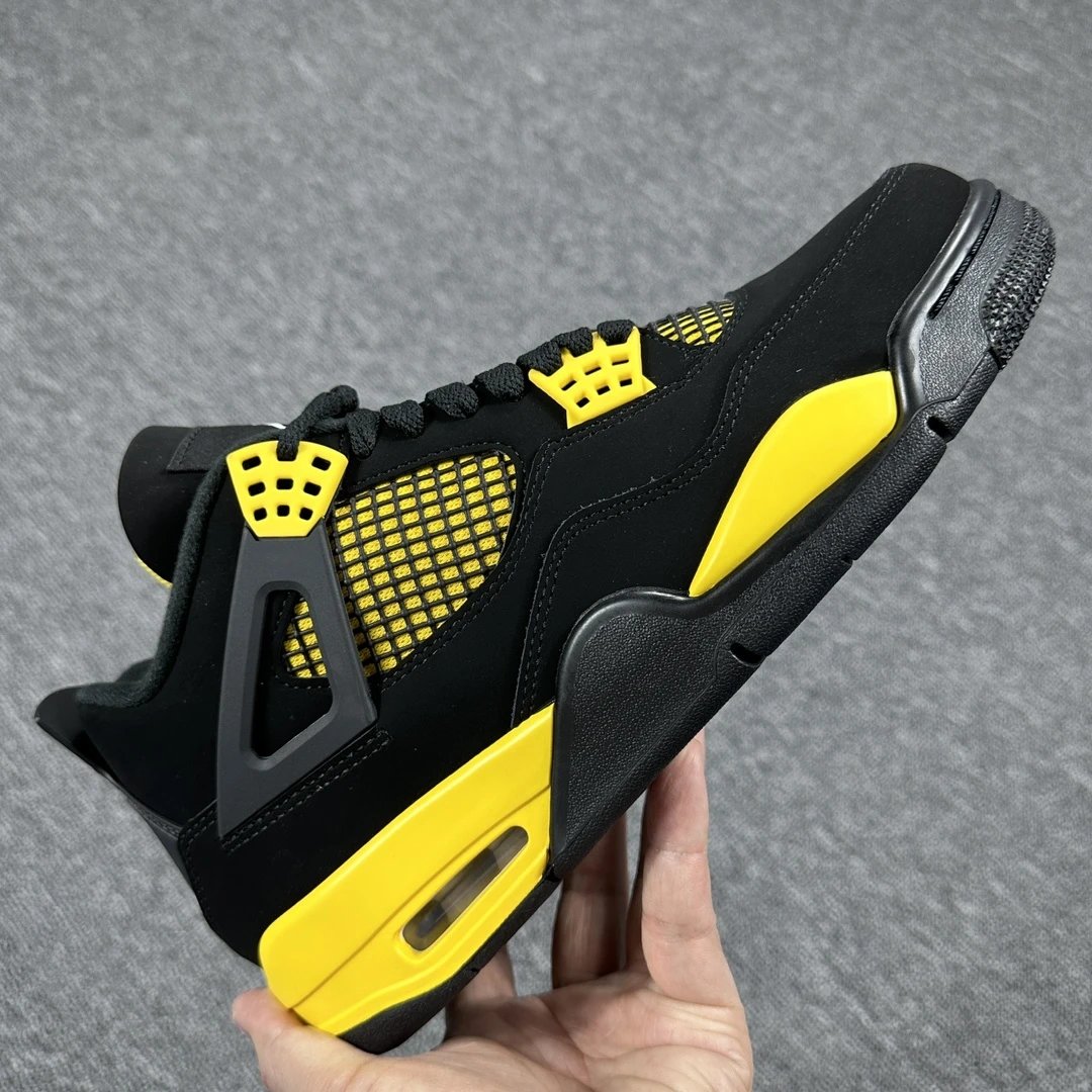AJ4 Black Yellow DH6927-017
