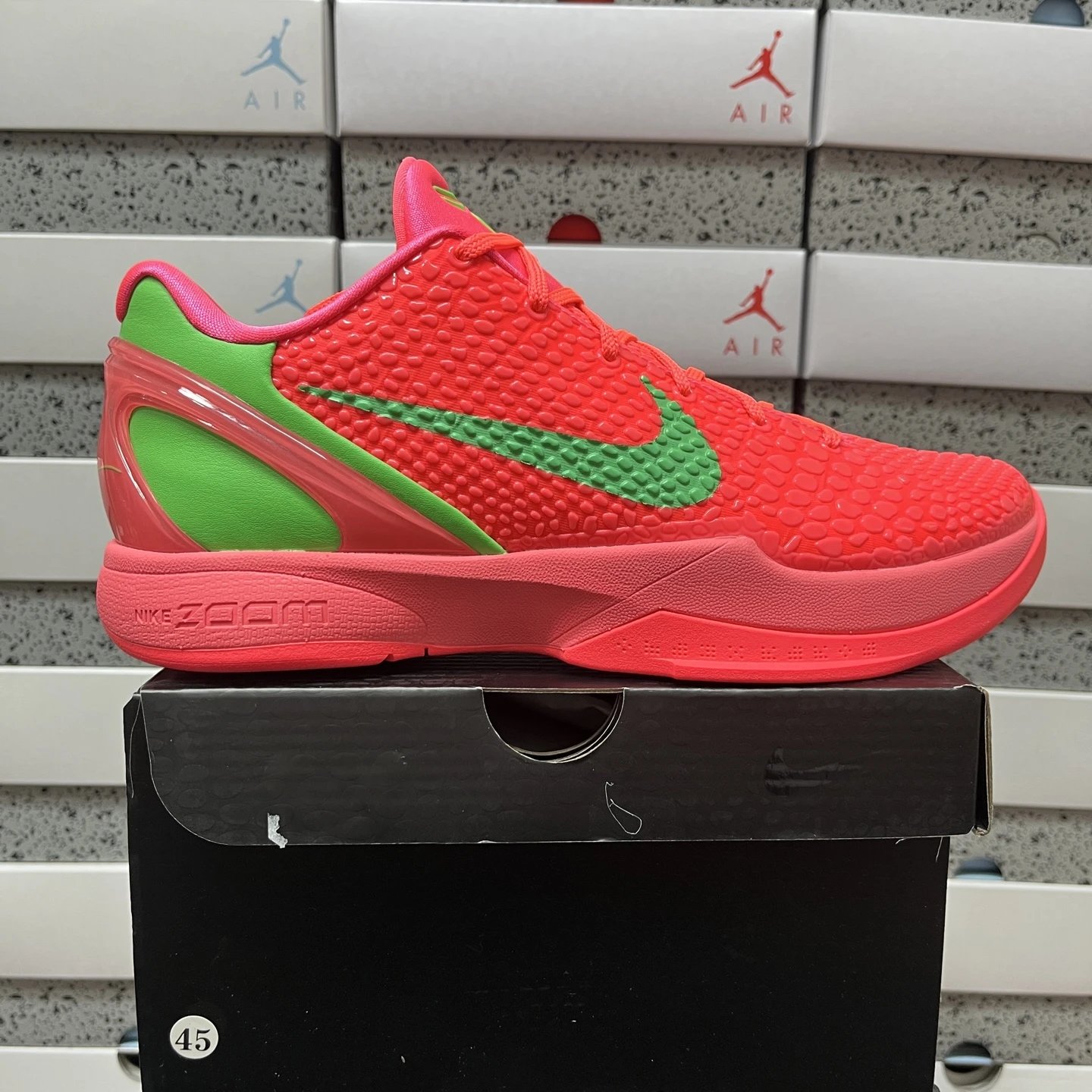 Kobe6 FV4921-600