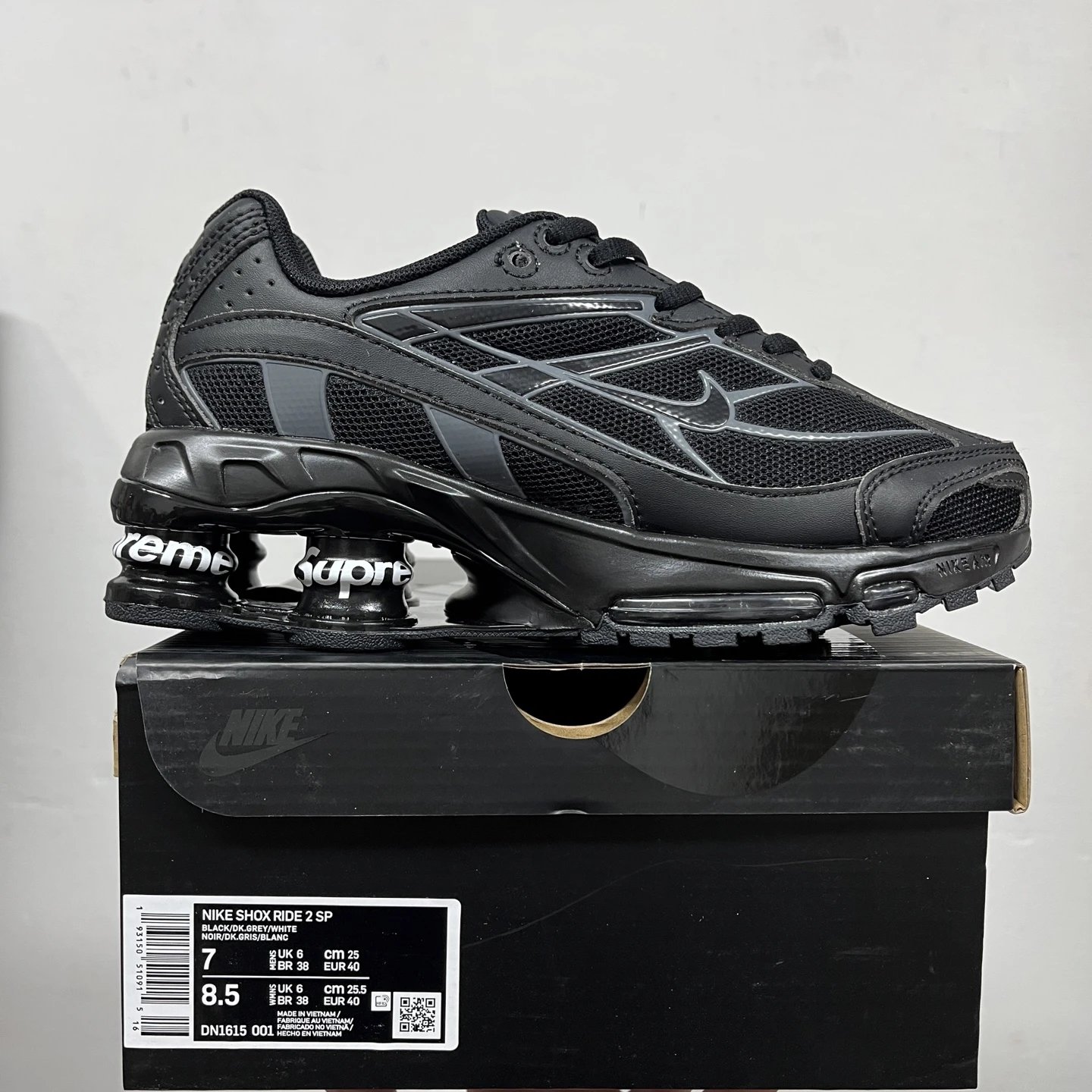 Black DN1615-001