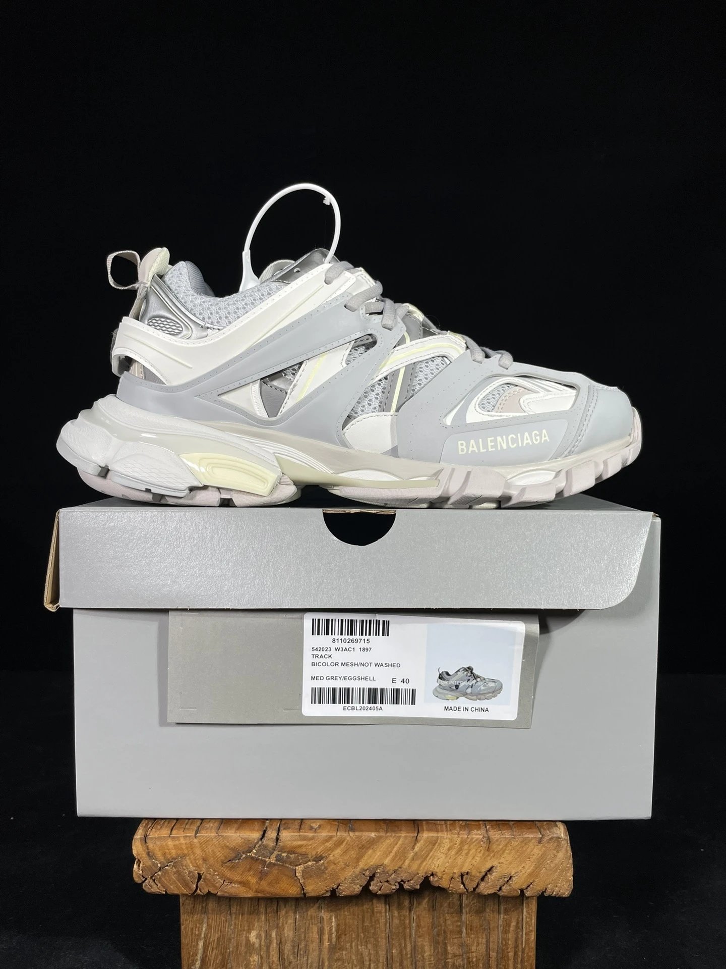 VG3.0 1897 gray beige