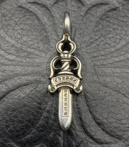 thumbnail for Popular styles of ins-style couple pendants