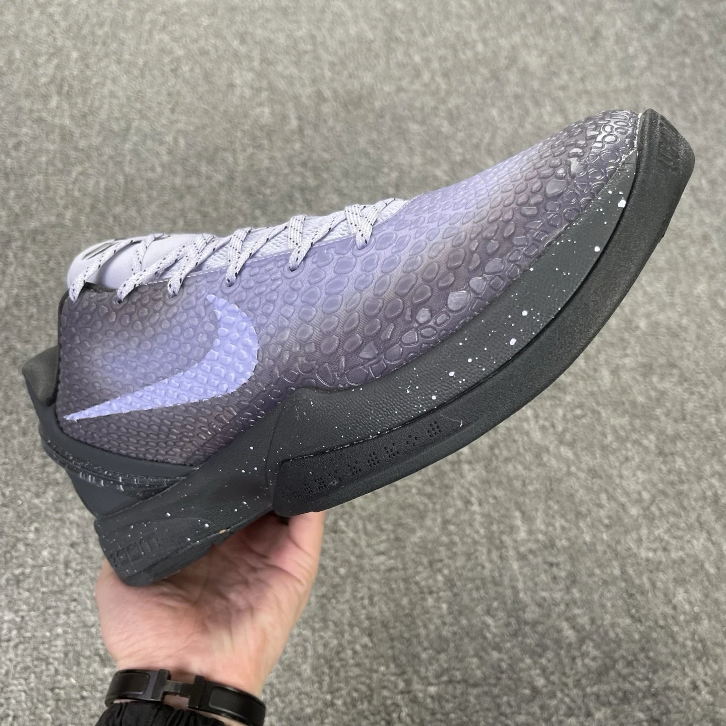 Nike Kobe Gray Purple Snake Texture Basketball Shoes