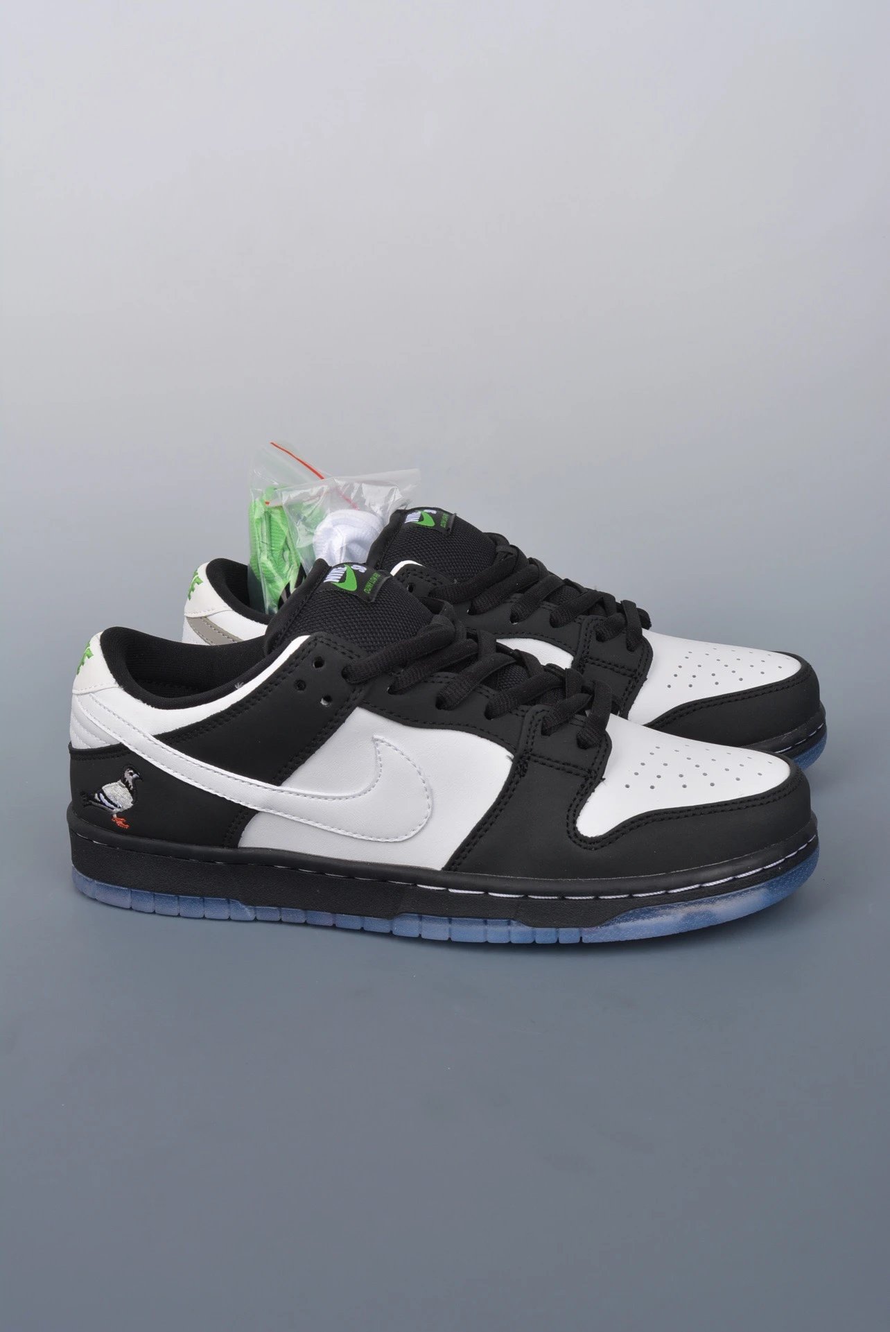 Nike Black White Pigeon Skate Sneakers