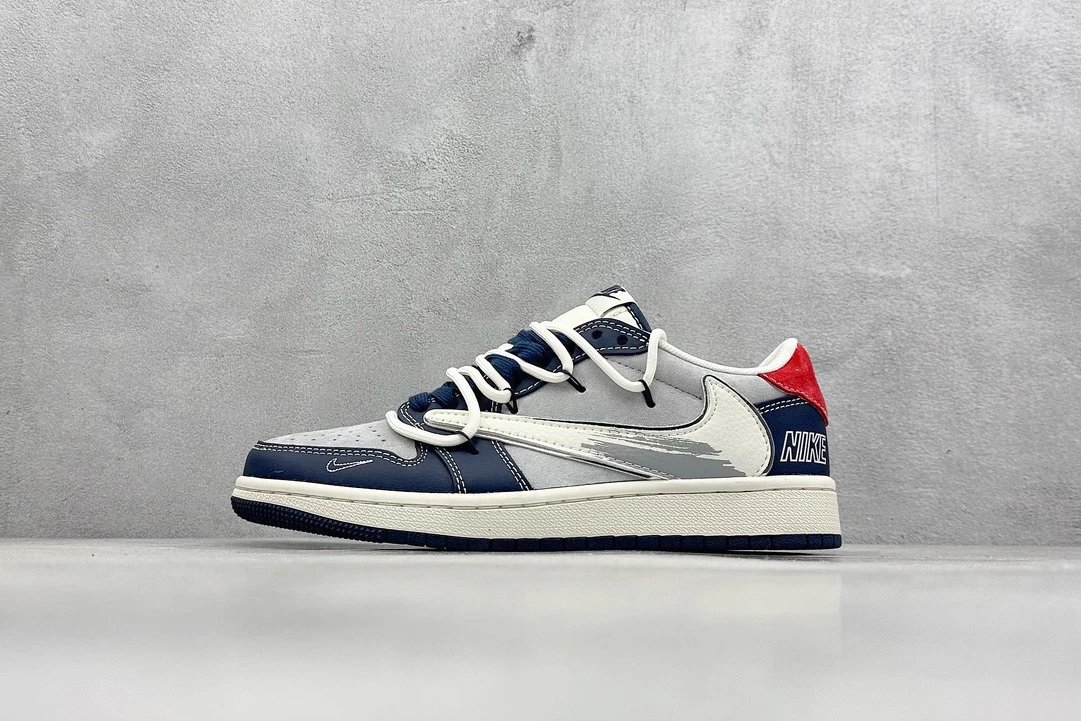Nike Low-Top Gray Blue Red Retro Sneakers