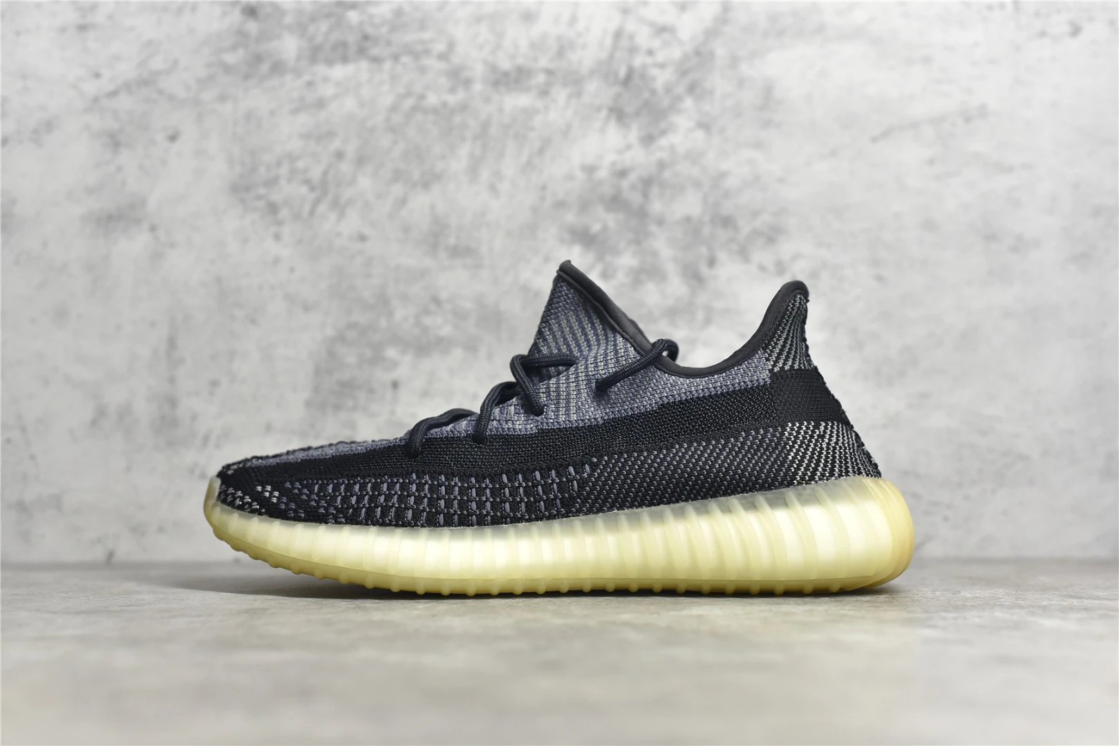 Yeezy Boost 350 V2 Black Grey Primeknit Low Top Shoes