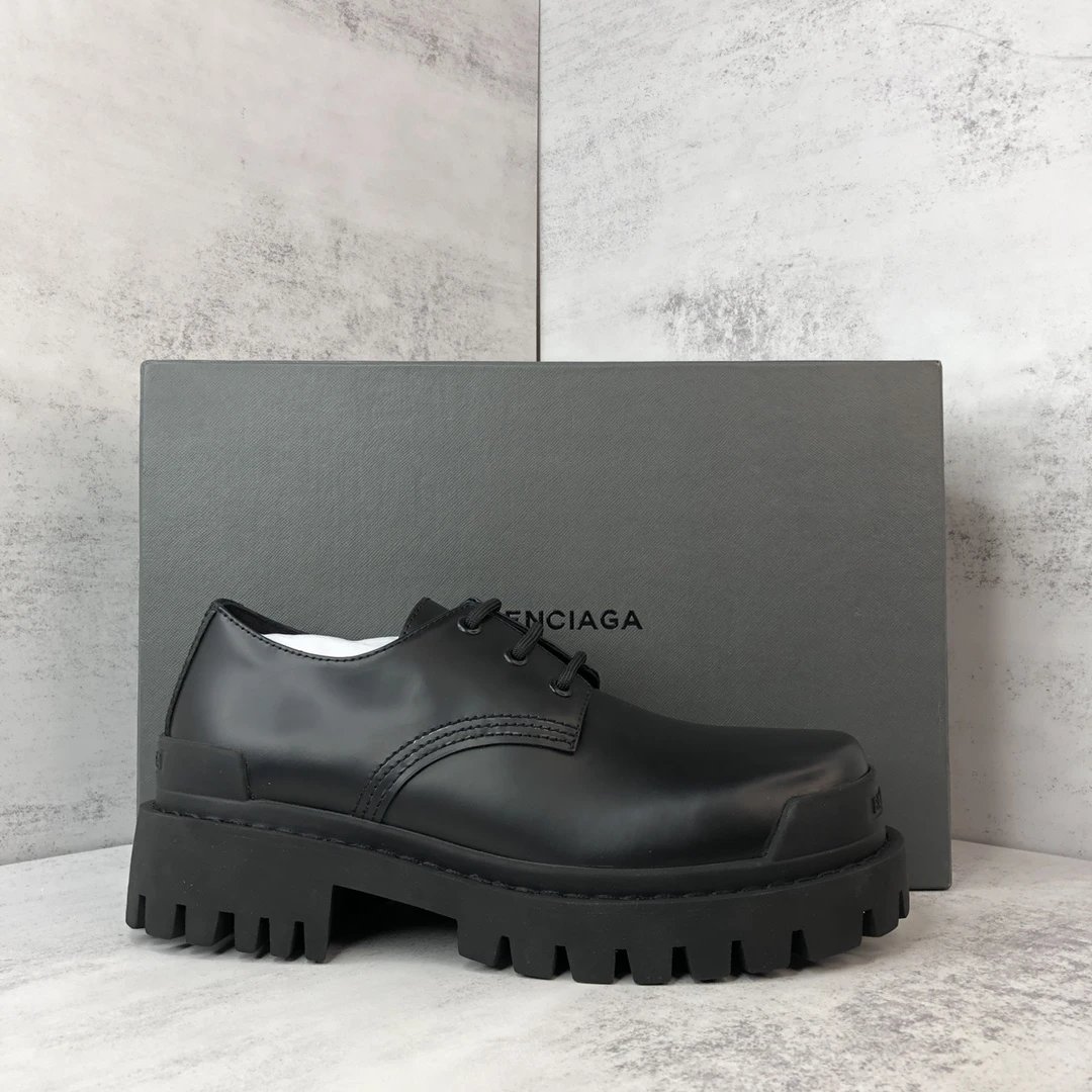 Balenciaga Black Chunky Leather Derby Shoes