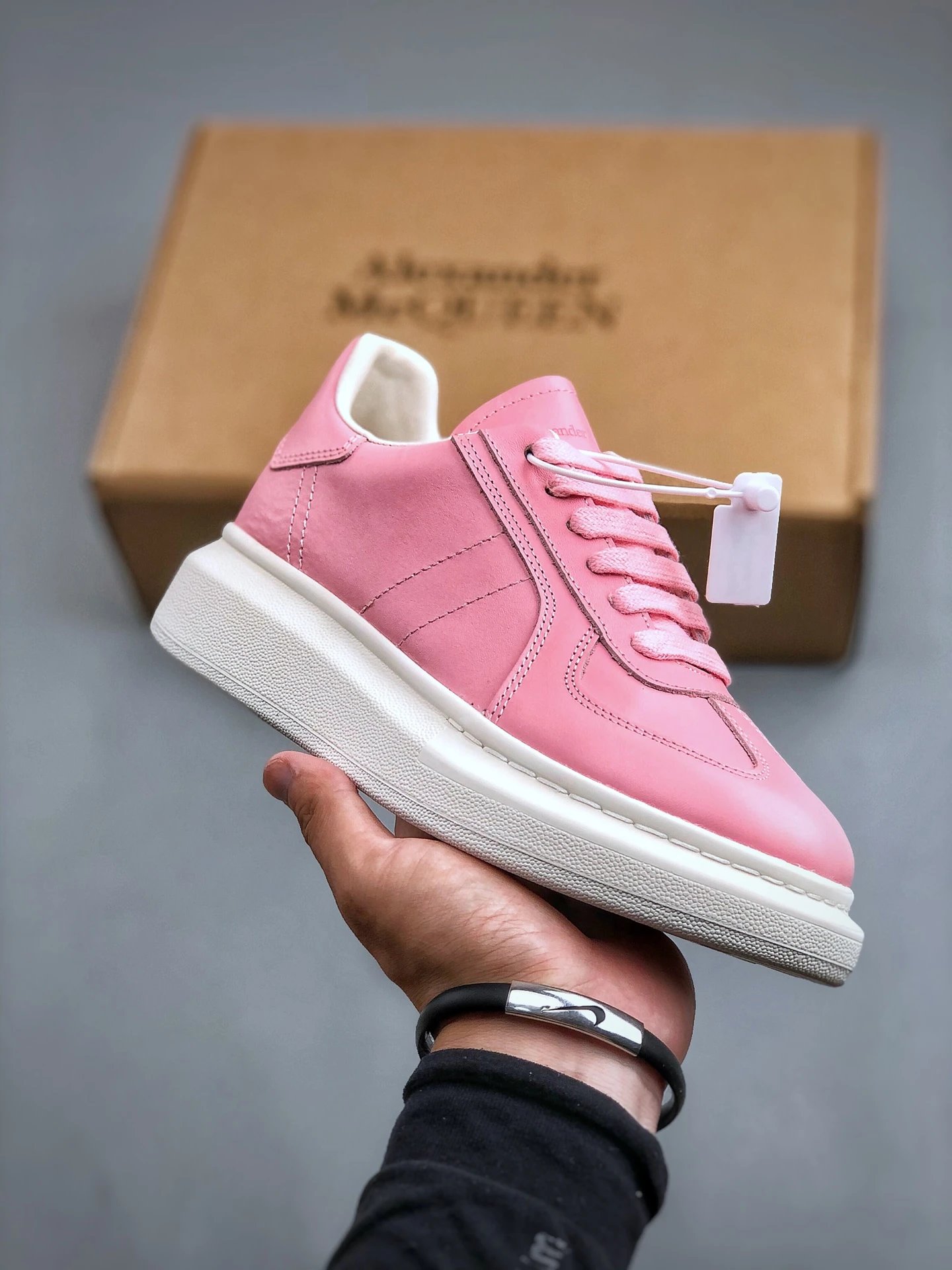 Alexander McQueen Pink Leather Low-Top Platform Sneakers