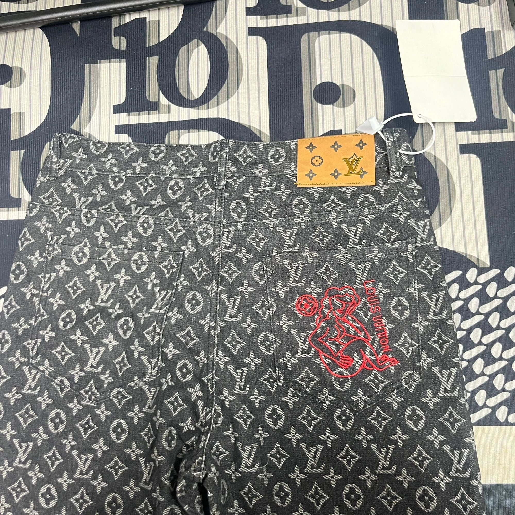 Louis Vuitton Monogram Denim Jeans with Red Dragon Embroidery Gray - 4